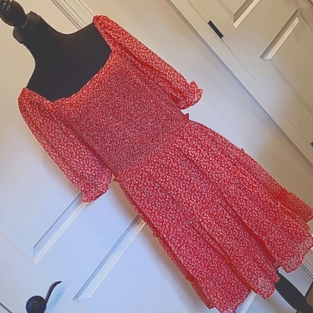 Hayden NWT sz 2X flouncey dress with tiered skirt, body fully lined